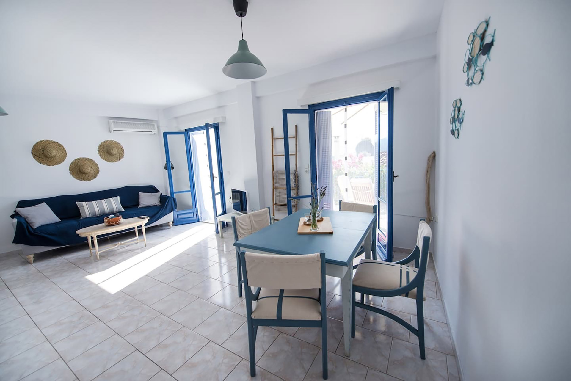 dreamy view apartment in centre of poros
